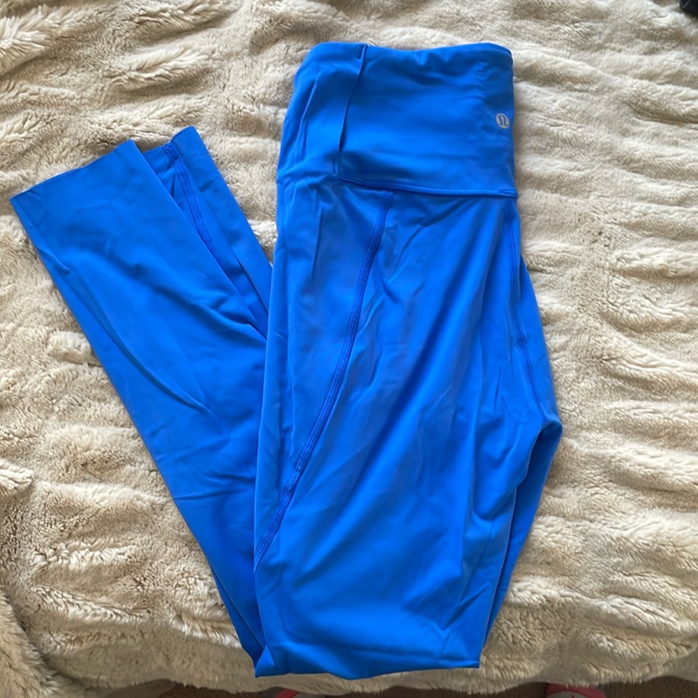 Women’s Lululemon Wild Blue Fast and Free Tight/Leggings. Size 6
